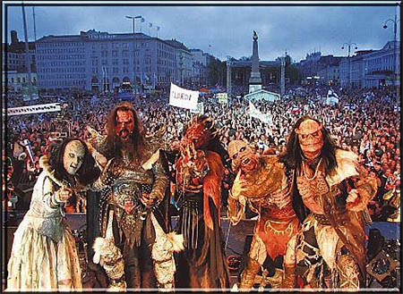 Lordia kumarsi 100 000 suomalaista vuonna 2006 Kauppatorilla