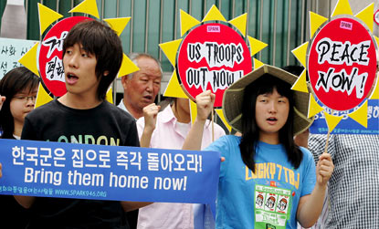 Etelä-Koreassa on osoitettu mieltä panttivankien vapauttamiseksi.